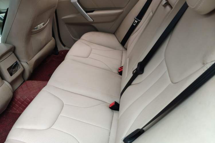 Used Geely Auto Emgrand 2017 Sedan Million Edition 1.5L Manual Luxury Model Left Rear Seat