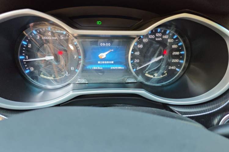 Used Geely Auto Emgrand 2017 Hatchback RS Million Edition 1.5L Manual Upward Version Odometer Close Up
