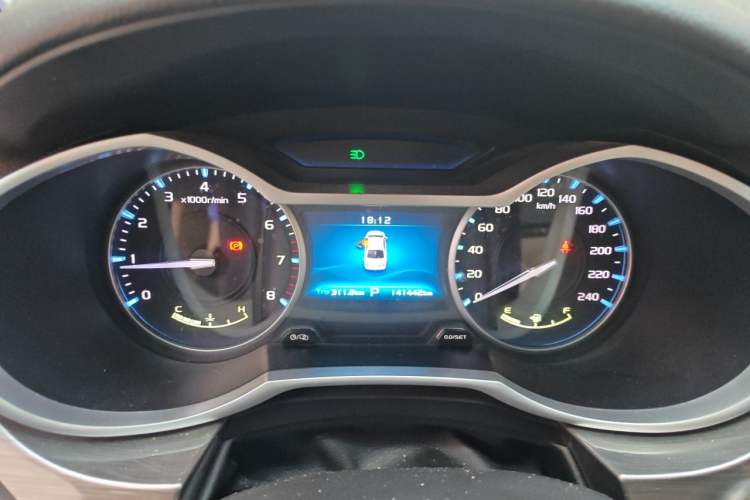 Used Geely Auto Emgrand 2017 Sedan Million Edition 1.5L CVT Luxury Model Odometer Close Up