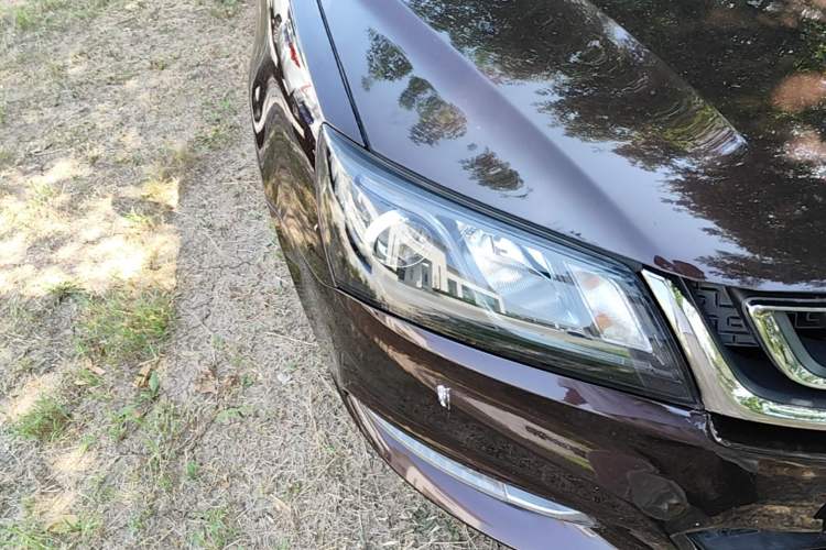 Used Geely Auto Emgrand 2017 Sedan Million Edition 1.5L Manual - Upward Version Right Front Headlight