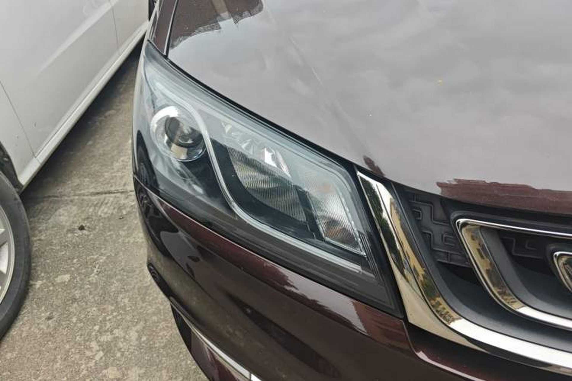Used Geely Auto Emgrand 2017 Sedan Million Edition 1.5L CVT Luxury Model Right Front Headlight