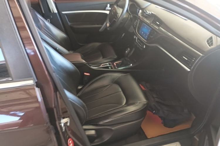 Used Geely Auto Emgrand 2017 Sedan Million Edition 1.5L CVT Upward Version Right Front Seat