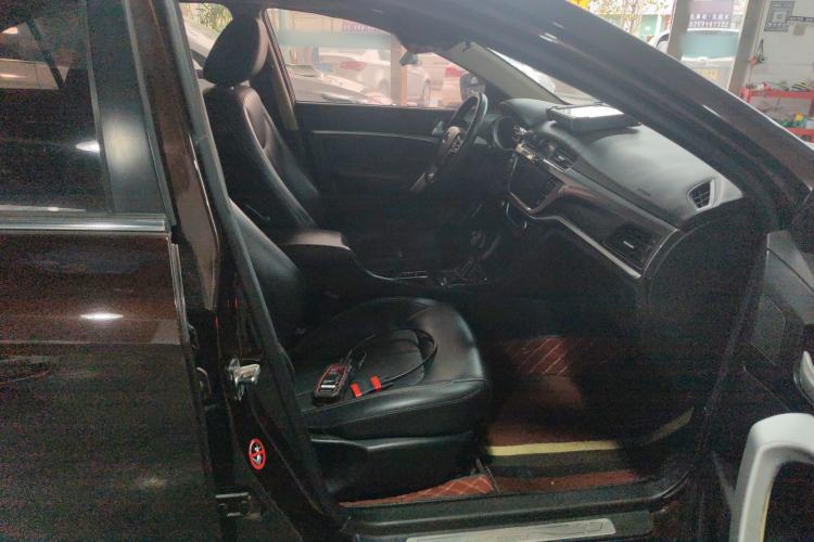 Used Geely Auto Emgrand 2017 Sedan Million Edition 1.5L CVT Upward Version Right Front Seat