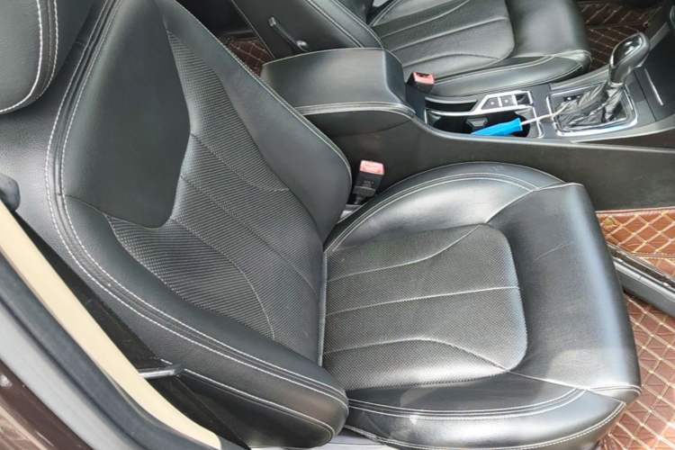 Used Geely Auto Emgrand 2017 Sedan Million Edition 1.5L CVT Upward Version Right Front Seat