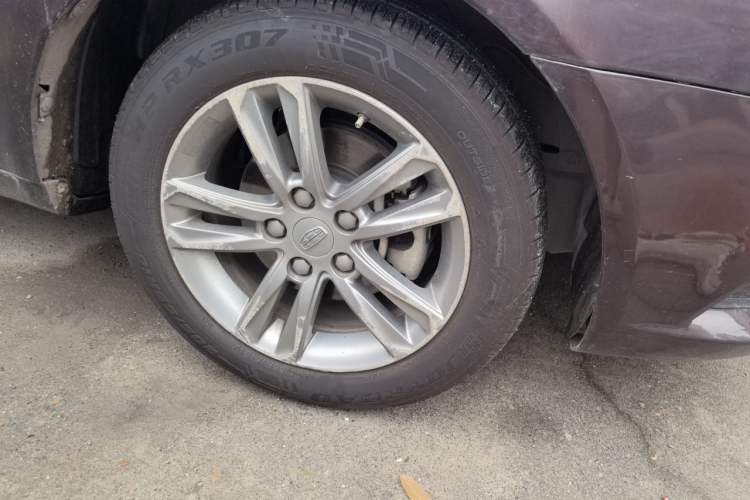 Used Geely Auto Emgrand 2017 Sedan Million Edition 1.5L CVT Upward Connectivity Version Right Front Wheel Hub