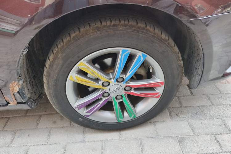 Used Geely Auto Emgrand 2017 Sedan Million Edition 1.5L Manual - Upward Version Right Front Wheel Hub
