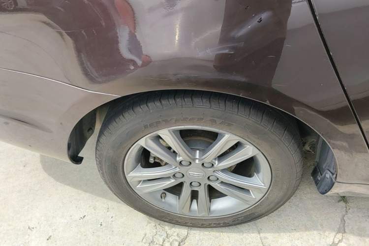 Used Geely Auto Emgrand 2017 Sedan Million Edition 1.5L CVT Upward Version Right Rear Wheel Hub