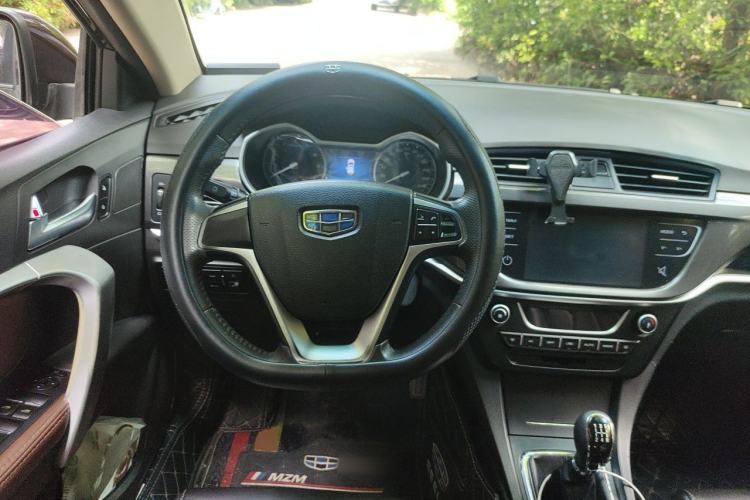Used Geely Auto Emgrand 2017 Hatchback RS Million Edition 1.5L Manual Upward Version Steering Wheel