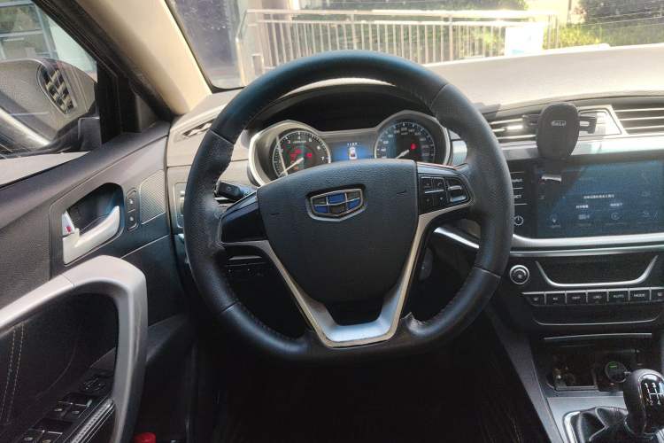 Used Geely Auto Emgrand 2017 Sedan Million Edition 1.5L Manual - Upward Version Steering Wheel