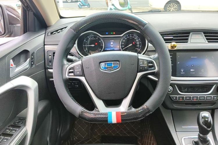 Used Geely Auto Emgrand 2017 Sedan Million Edition 1.5L CVT Upward Version Steering Wheel