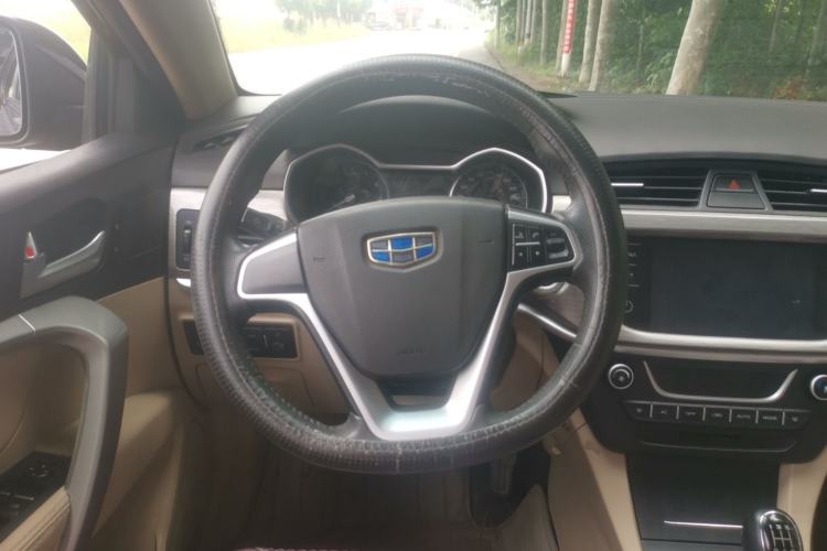 Used Geely Auto Emgrand 2017 Sedan Million Edition 1.5L Manual Luxury Model Steering Wheel