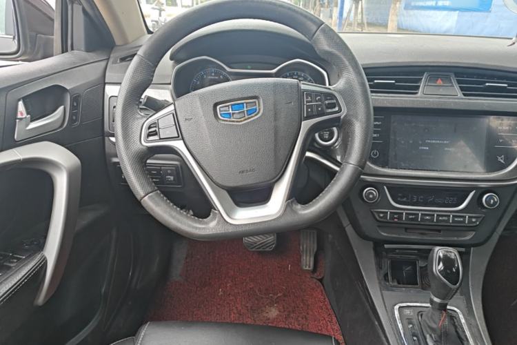 Used Geely Auto Emgrand 2017 Sedan Million Edition 1.5L CVT Upward Version Steering Wheel