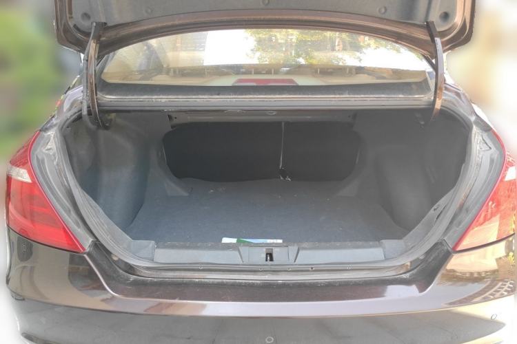 Used Geely Auto Emgrand 2017 Sedan Million Edition 1.5L CVT Luxury Model Trunk