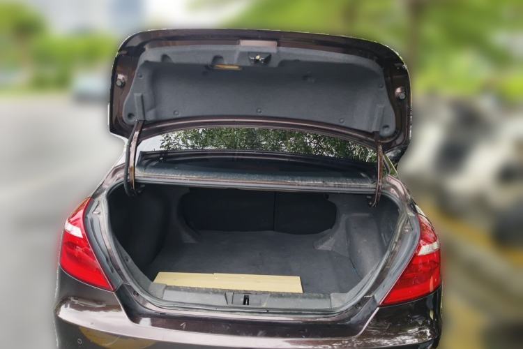 Used Geely Auto Emgrand 2017 Sedan Million Edition 1.5L CVT Upward Version Trunk