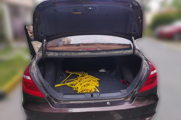 Used Geely Auto Emgrand 2017 Sedan Million Edition 1.5L Manual Luxury Model Trunk