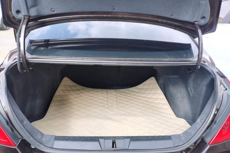Used Geely Auto Emgrand 2017 Sedan Million Edition 1.5L Manual - Upward Version Trunk