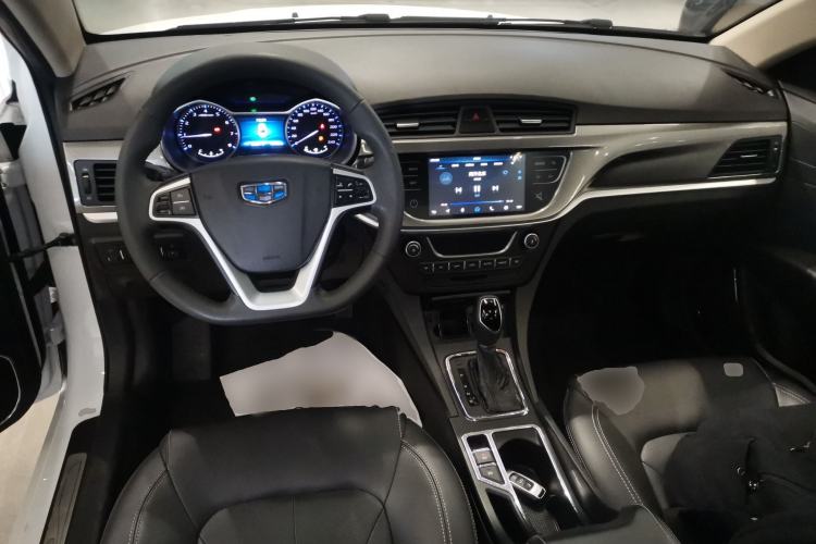 Used Geely Auto Emgrand 2017 Sedan Million Edition 1.5L CVT Upward Connectivity Version Center Console