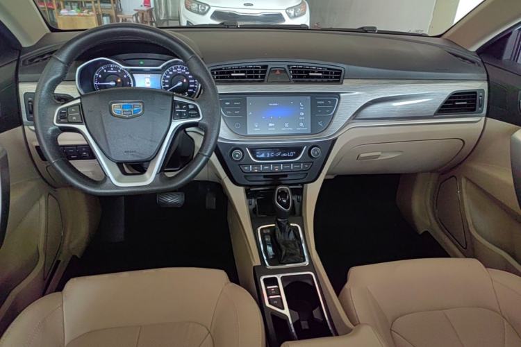 Used Geely Auto Emgrand 2017 Sedan Million Edition 1.5L CVT Luxury Model Center Console