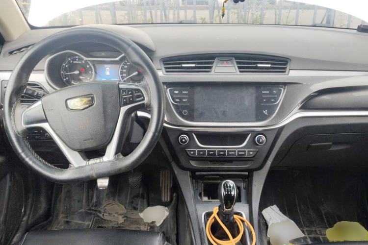 Used Geely Auto Emgrand 2017 Hatchback RS Million Edition 1.5L Manual Upward Version Center Console