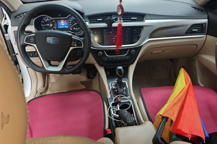 Used Geely Auto Emgrand 2017 Sedan Million Edition 1.5L CVT Luxury Model Center Console