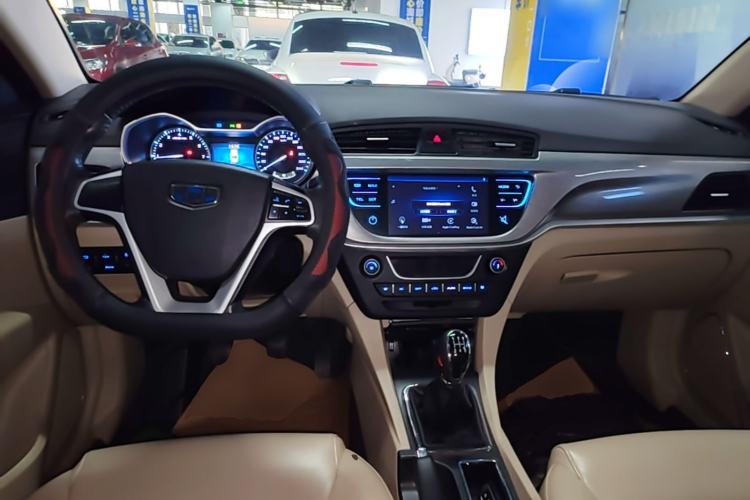Used Geely Auto Emgrand 2017 Sedan Million Edition 1.5L Manual Luxury Model Center Console