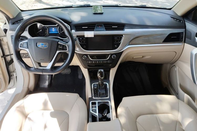 Used Geely Auto Emgrand 2017 Sedan Million Edition 1.5L CVT Luxury Model Center Console