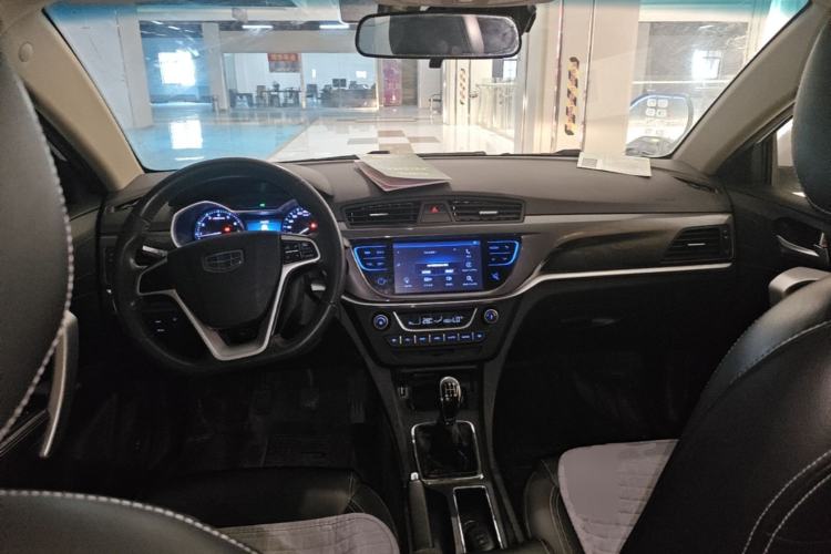 Used Geely Auto Emgrand 2017 Sedan Million Edition 1.5L Manual - Upward Version Center Console