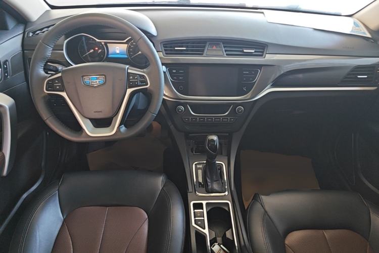 Used Geely Auto Emgrand 2017 Hatchback RS Million Edition 1.5L CVT Upward Version Center Console