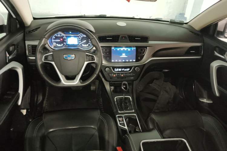 Used Geely Auto Emgrand 2017 Sedan Million Edition 1.5L CVT Upward Connectivity Version Center Console