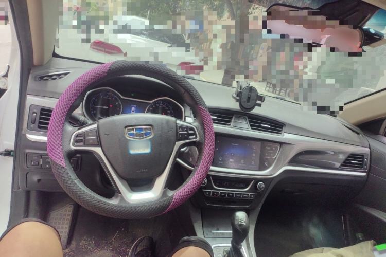 Used Geely Auto Emgrand 2017 Sedan Million Edition 1.5L CVT Upward Connectivity Version Center Console