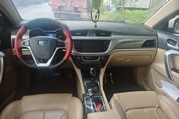 Used Geely Auto Emgrand 2017 Sedan Million Edition 1.5L CVT Luxury Model Center Console