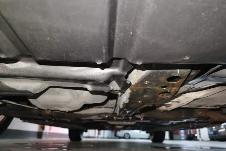 Used Geely Auto Emgrand 2017 Sedan Million Edition 1.5L CVT Upward Connectivity Version Chassis Front