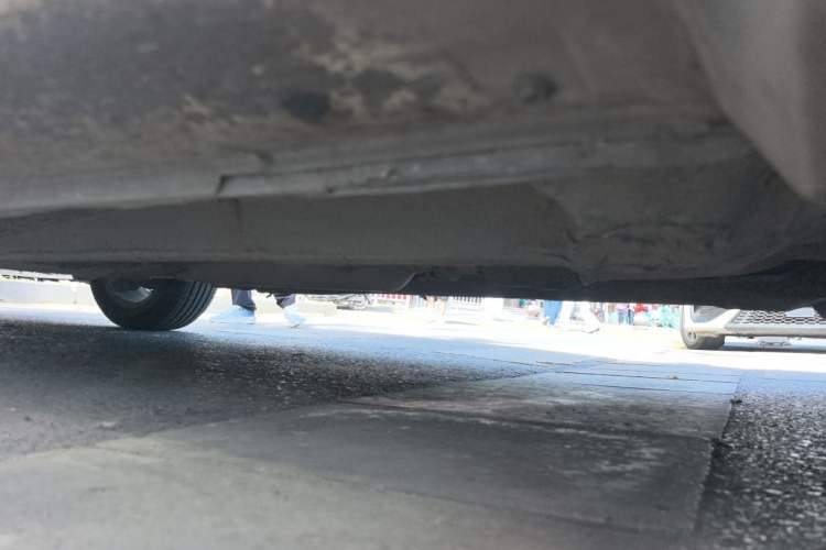 Used Geely Auto Emgrand 2017 Sedan Million Edition 1.5L Manual Upward Connect Version Chassis Front Right