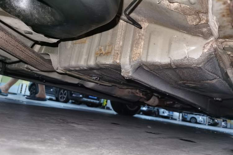 Used Geely Auto Emgrand 2017 Sedan Million Edition 1.5L CVT Upward Connectivity Version Chassis Rear Right