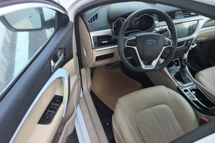 Used Geely Auto Emgrand 2017 Sedan Million Edition 1.5L CVT Luxury Model Driver Seat