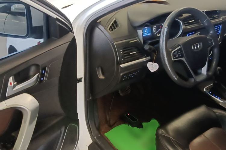 Used Geely Auto Emgrand 2017 Hatchback RS Million Edition 1.5L CVT Upward Version Driver Seat