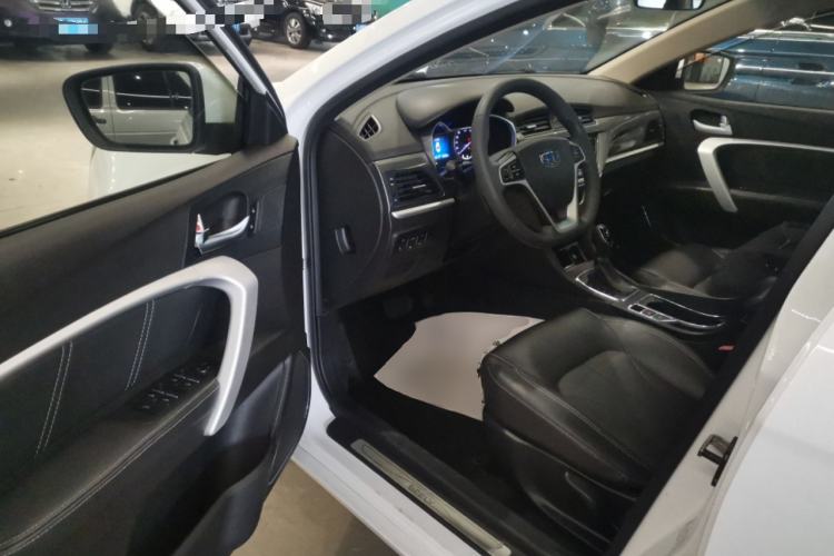 Used Geely Auto Emgrand 2017 Sedan Million Edition 1.5L CVT Upward Connectivity Version Driver Seat