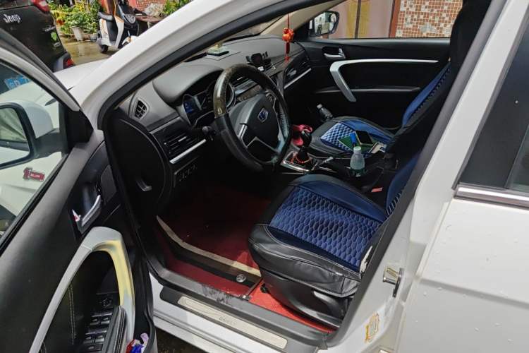 Used Geely Auto Emgrand 2017 Sedan Million Edition 1.5L Manual - Upward Version Driver Seat