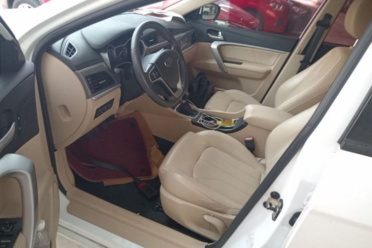 Used Geely Auto Emgrand 2017 Sedan Million Edition 1.5L CVT Luxury Model Driver Seat