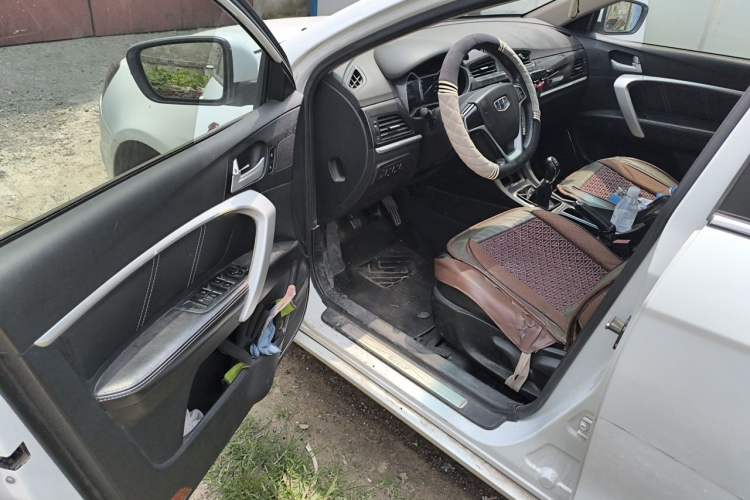 Used Geely Auto Emgrand 2017 Sedan Million Edition 1.5L Manual - Upward Version Driver Seat