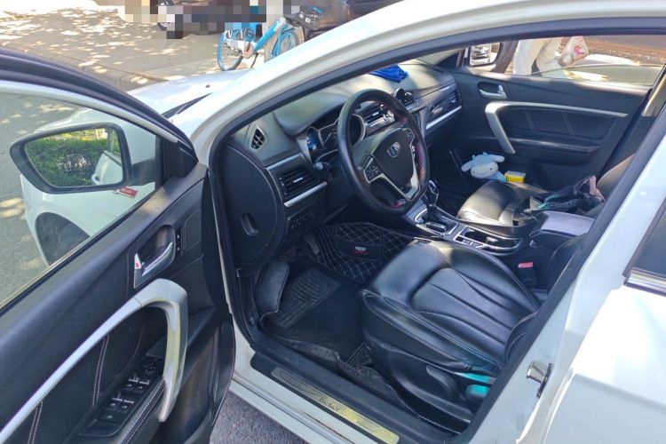 Used Geely Auto Emgrand 2017 Sedan Million Edition 1.5L CVT Upward Version Driver Seat
