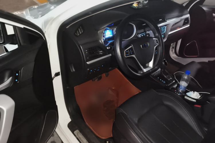 Used Geely Auto Emgrand 2017 Sedan Million Edition 1.5L CVT Upward Connectivity Version Driver Seat