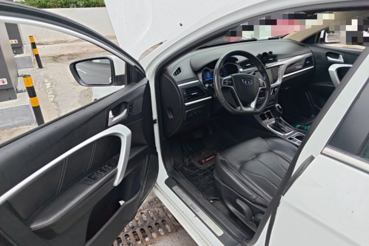 Used Geely Auto Emgrand 2017 Sedan Million Edition 1.5L CVT Upward Version Driver Seat