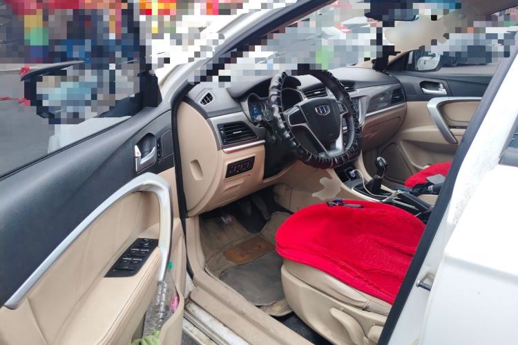 Used Geely Auto Emgrand 2017 Sedan Million Edition 1.5L Manual Luxury Model Driver Seat