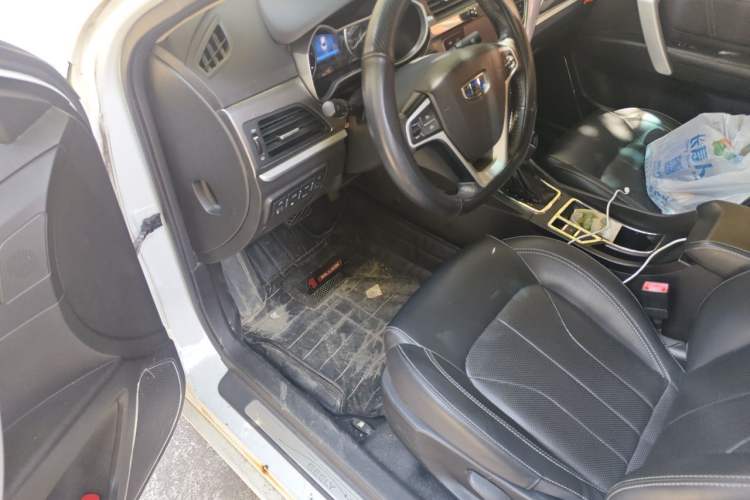 Used Geely Auto Emgrand 2017 Sedan Million Edition 1.5L CVT Upward Version Driver Seat