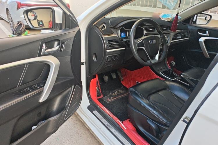 Used Geely Auto Emgrand 2017 Sedan Million Edition 1.3T Manual Top-Grade Version Driver Seat