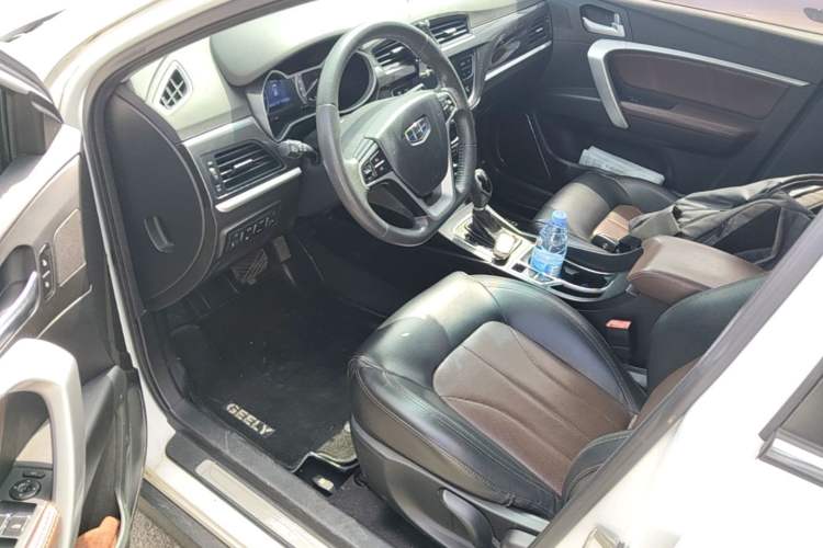 Used Geely Auto Emgrand 2017 Hatchback RS Million Edition 1.5L CVT Upward Version Driver Seat
