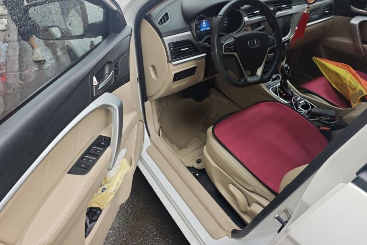 Used Geely Auto Emgrand 2017 Sedan Million Edition 1.5L CVT Luxury Model Driver Seat