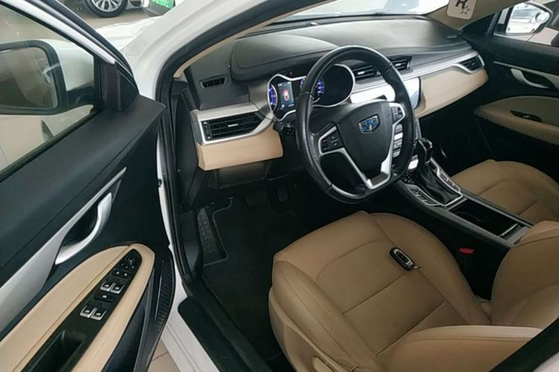 Used Geely Auto Emgrand 2017 Sedan Million Edition 1.5L CVT Luxury Model Driver Seat