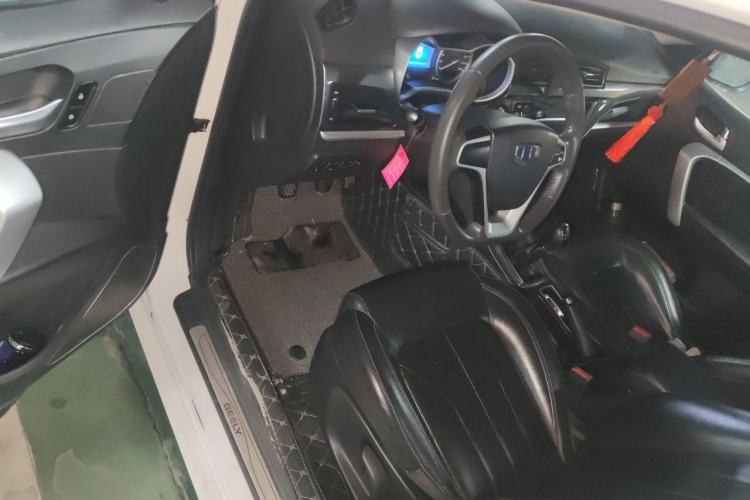 Used Geely Auto Emgrand 2017 Sedan Million Edition 1.5L Manual - Upward Version Driver Seat